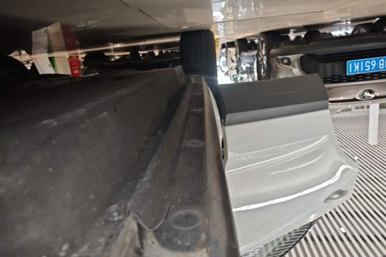 Used Audi Q3 2013 35 TFSI Ambition Edition Right Side Sill