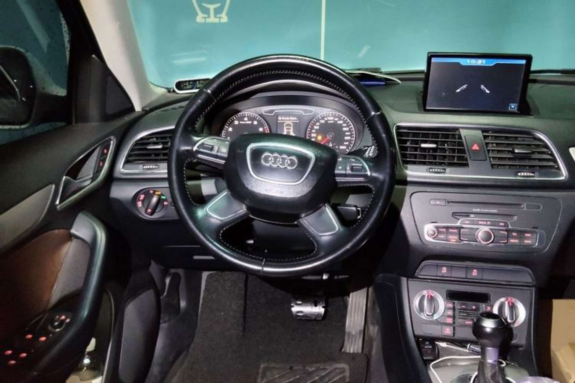 Used Audi Q3 2013 35 TFSI Ambition Edition Steering Wheel