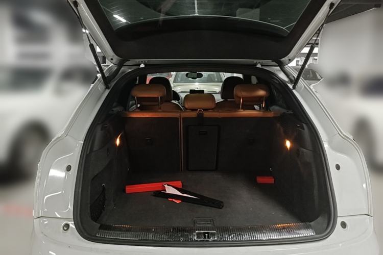 Used Audi Q3 2013 40 TFSI quattro Luxury Model Trunk