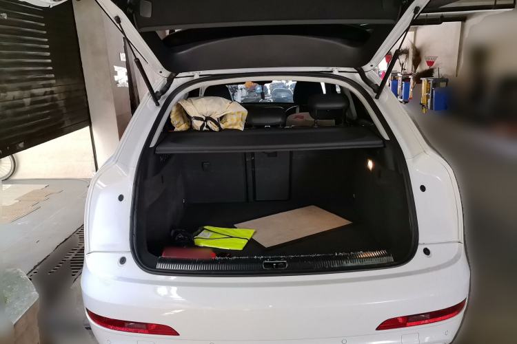Used Audi Q3 2013 35 TFSI Comfort Model Trunk