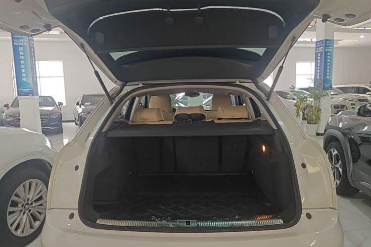 Used Audi Q3 2013 35 TFSI Ambition Edition Trunk