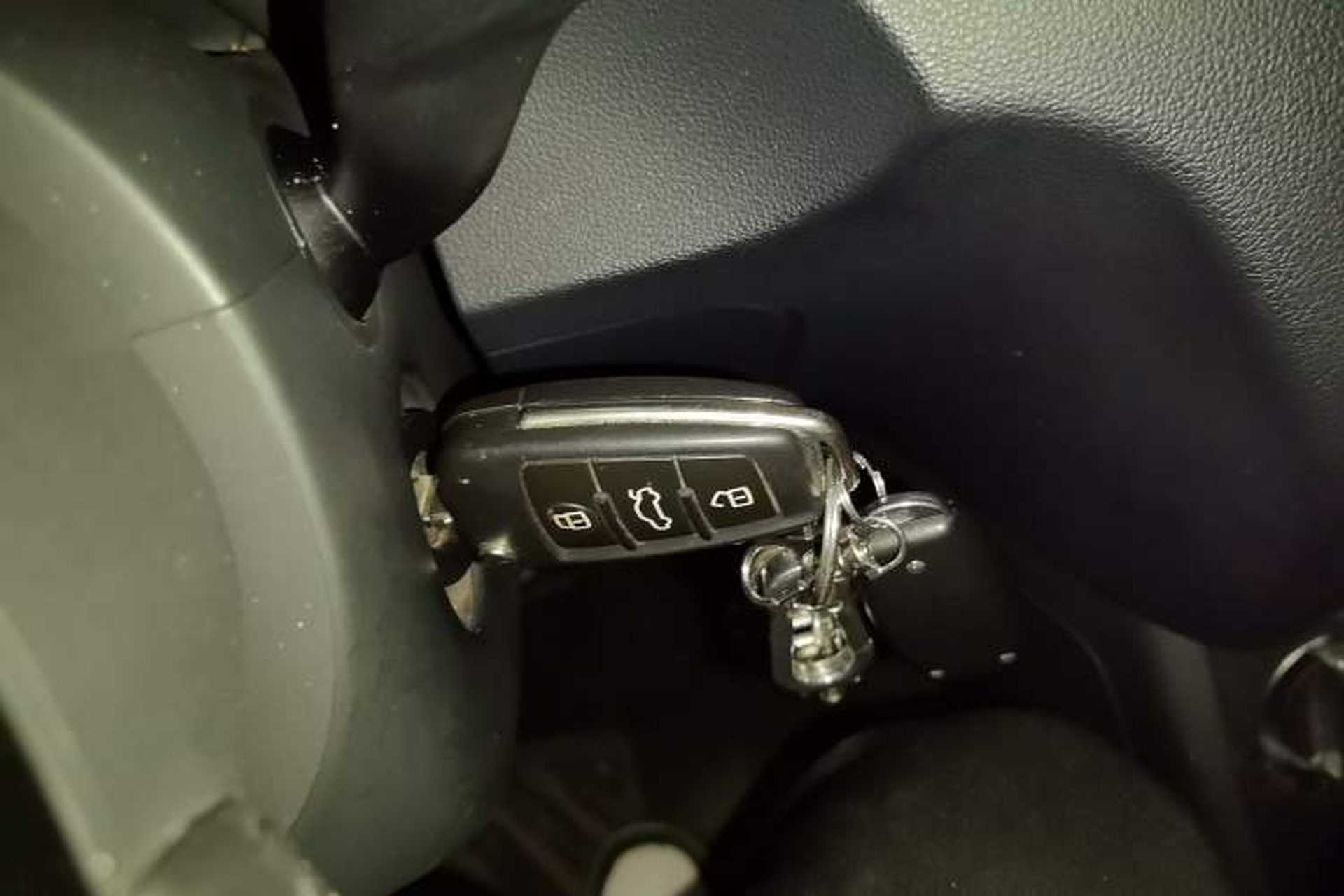 Used Audi Q3 2013 35 TFSI quattro Luxury Model Vehicle Key