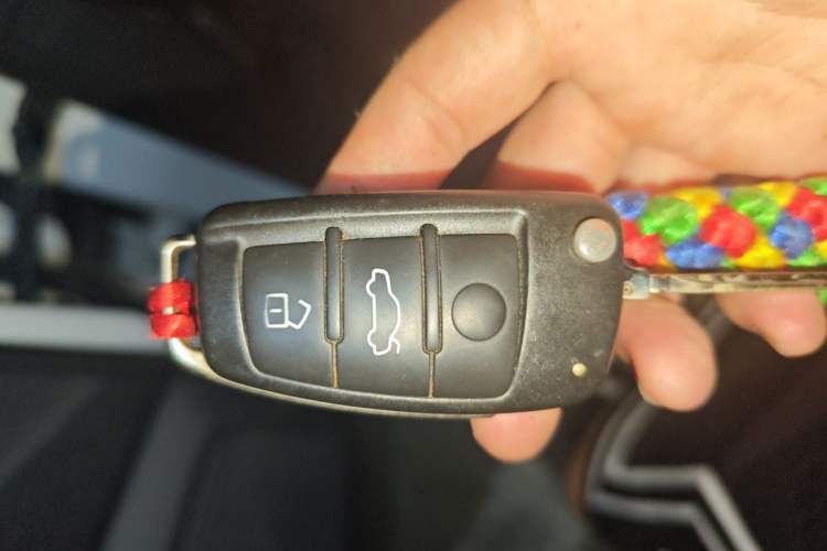 Used Audi Q3 2013 35 TFSI quattro Luxury Model Vehicle Key