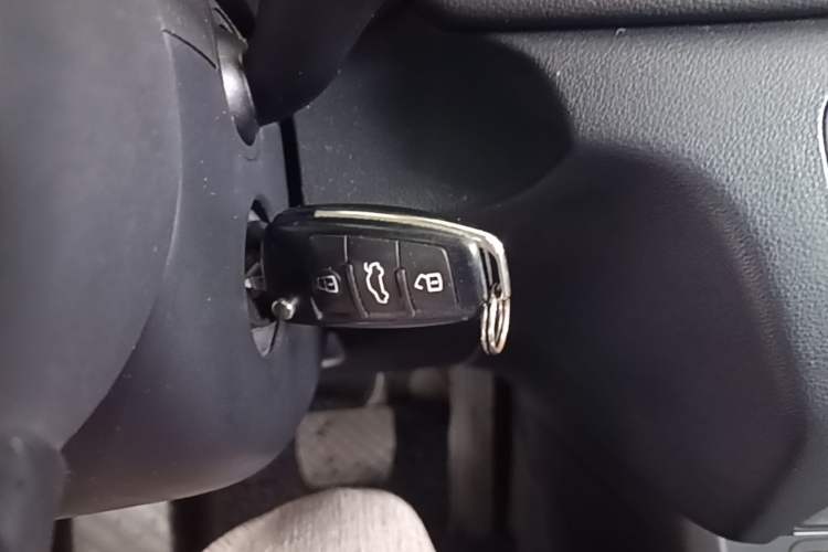 Used Audi Q3 2013 35 TFSI quattro Technology Edition Vehicle Key