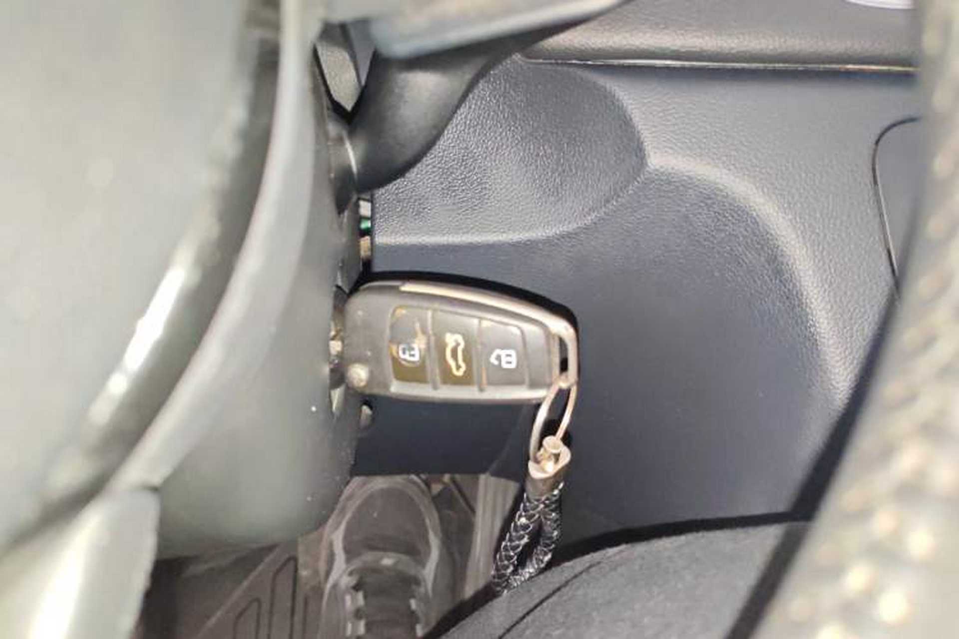 Used Audi Q3 2013 35 TFSI Comfort Model Vehicle Key