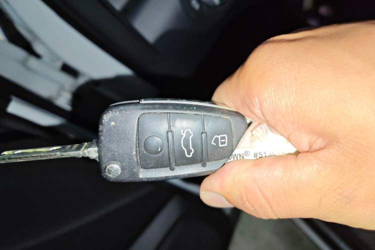 Used Audi Q3 2013 35 TFSI quattro Comfort Model Vehicle Key