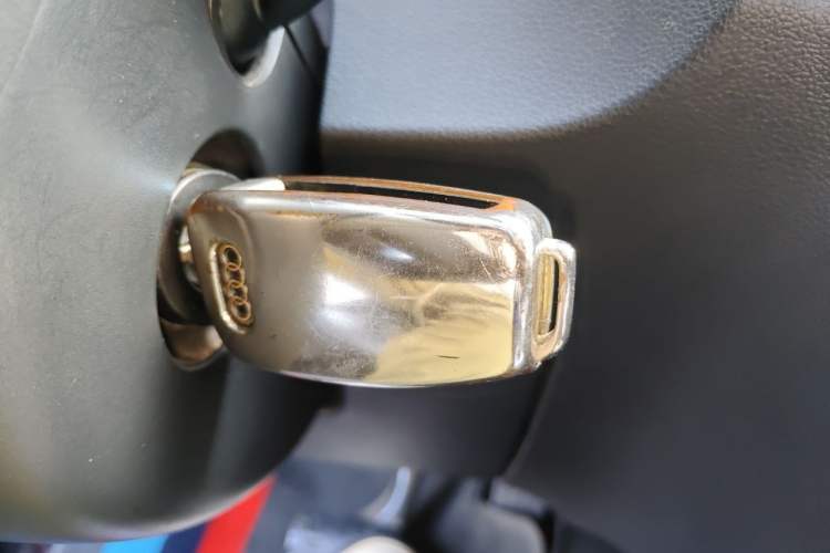 Used Audi Q3 2013 35 TFSI Ambition Edition Vehicle Key
