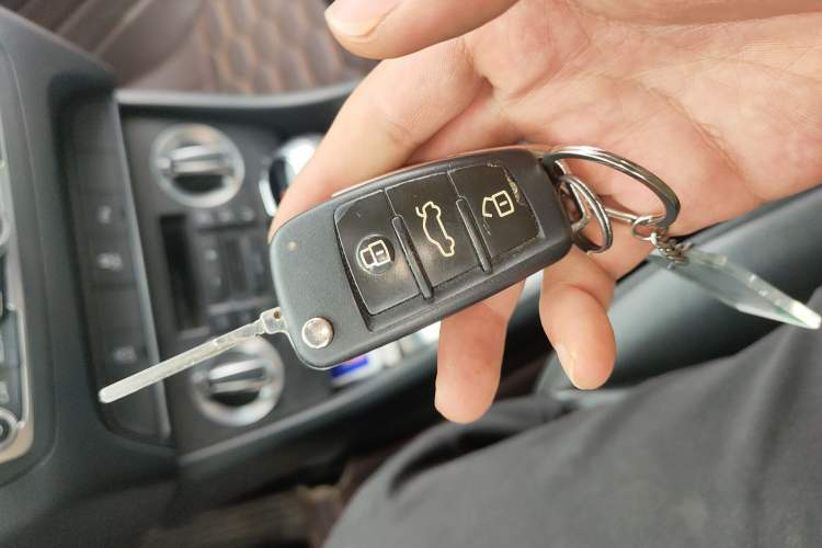 Used Audi Q3 2013 35 TFSI Comfort Model Vehicle Key