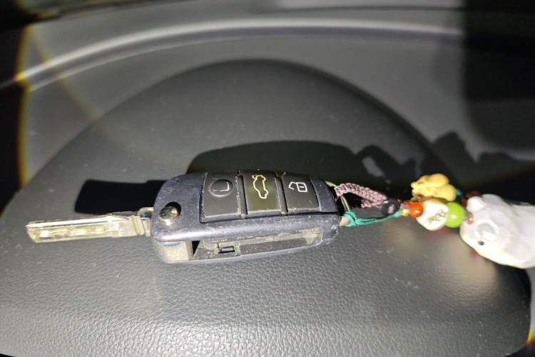 Used Audi Q3 2013 35 TFSI Comfort Model Vehicle Key