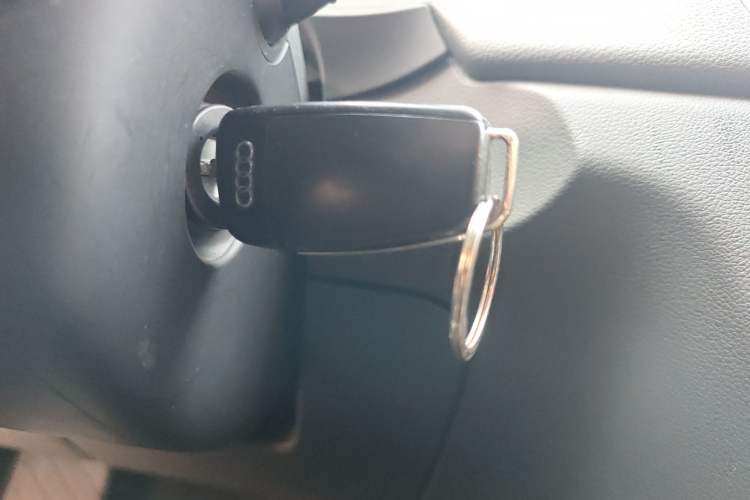Used Audi Q3 2013 35 TFSI quattro Comfort Model Vehicle Key