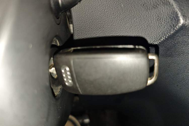 Used Audi Q3 2013 35 TFSI quattro Comfort Model Vehicle Key