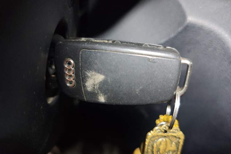 Used Audi Q3 2013 35 TFSI Comfort Model Vehicle Key