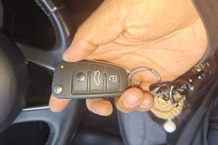 Used Audi Q3 2013 35 TFSI quattro Technology Edition Vehicle Key