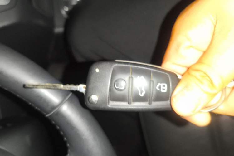 Used Audi Q3 2013 35 TFSI quattro Technology Edition Vehicle Key