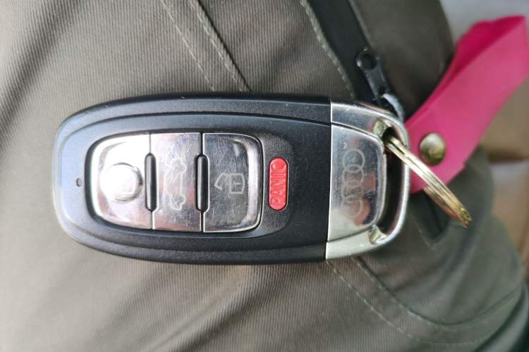 Used Audi Q3 2013 35 TFSI quattro Technology Edition Vehicle Key