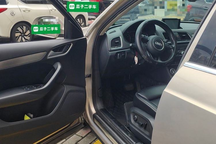 Used Audi Q3 2013 35 TFSI Ambition Edition Driver Seat