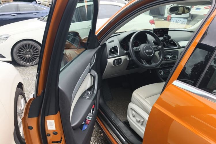 Used Audi Q3 2013 35 TFSI quattro Comfort Model Driver Seat