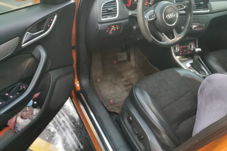 Used Audi Q3 2013 35 TFSI Ambition Edition Driver Seat