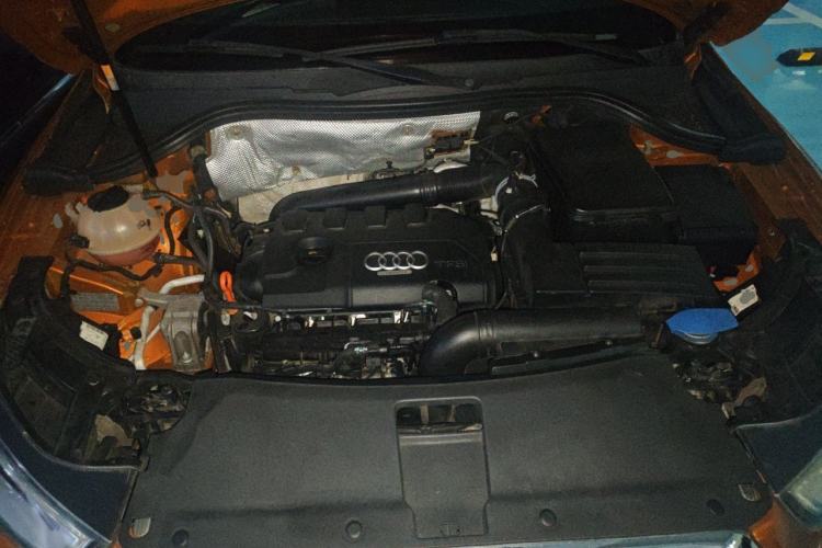 Used Audi Q3 2013 40 TFSI quattro Luxury Model Engine Bay