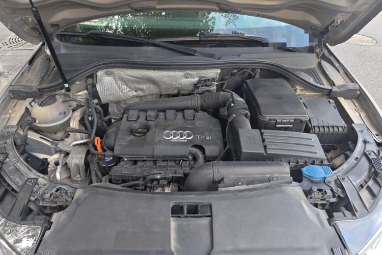 Used Audi Q3 2013 35 TFSI quattro Comfort Model Engine Bay