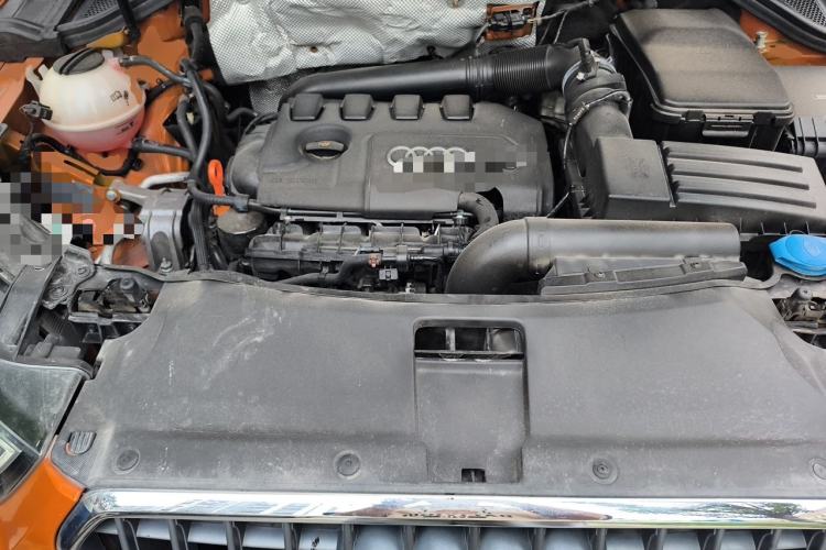 Used Audi Q3 2013 35 TFSI Comfort Model Engine Bay
