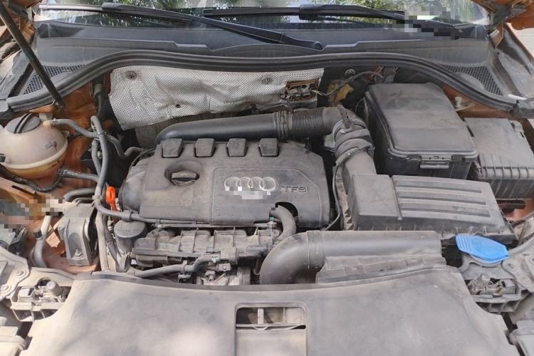Used Audi Q3 2013 35 TFSI Comfort Model Engine Bay