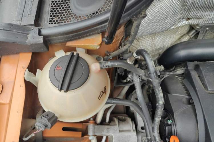 Used Audi Q3 2013 35 TFSI quattro Technology Edition Engine Bay Right