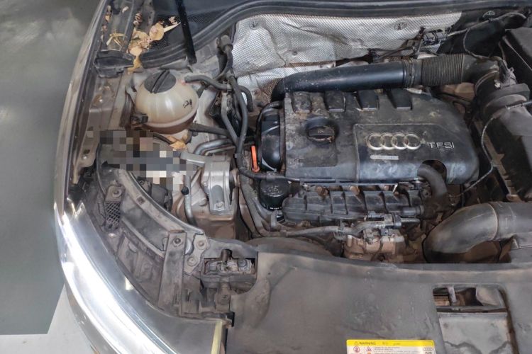 Used Audi Q3 2013 35 TFSI quattro Technology Edition Engine Bay Right