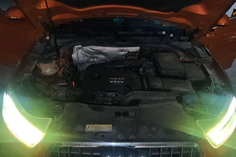 Used Audi Q3 2013 35 TFSI quattro Technology Edition Engine Bay