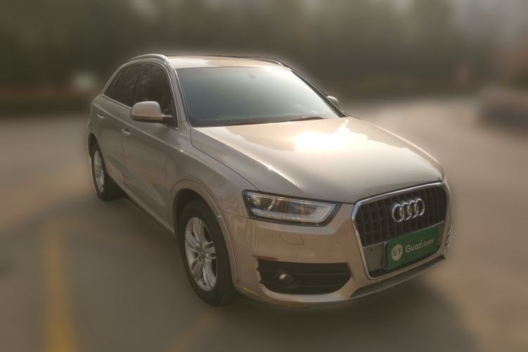Used Audi Q3 2013 35 TFSI quattro Technology Edition Front Right 45 Deg