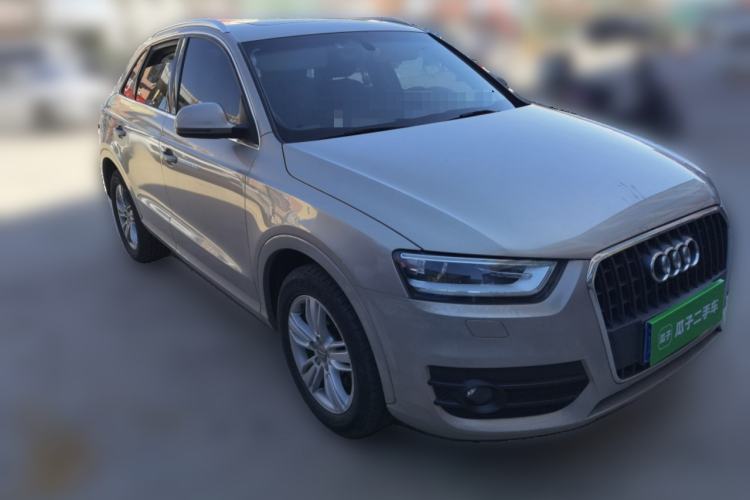 Used Audi Q3 2013 35 TFSI Comfort Model Front Right 45 Deg