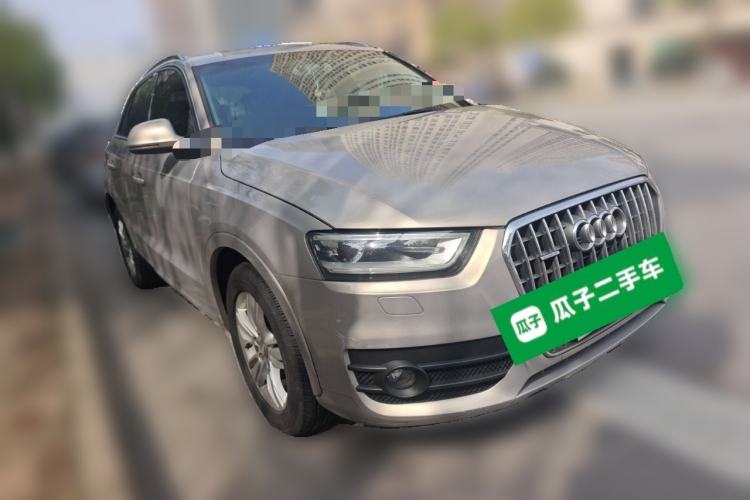Used Audi Q3 2013 35 TFSI Comfort Model Front Right 45 Deg