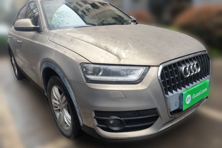 Used Audi Q3 2013 35 TFSI Comfort Model Front Right 45 Deg