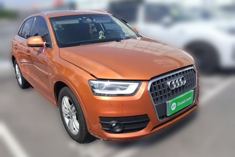 Used Audi Q3 2013 35 TFSI Comfort Model Front Right 45 Deg