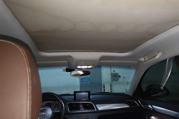 Used Audi Q3 2013 35 TFSI Ambition Edition Headliner