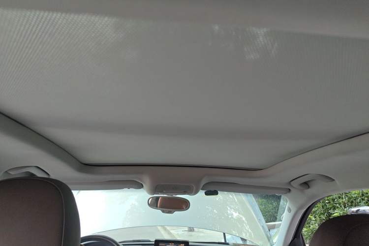 Used Audi Q3 2013 35 TFSI quattro Comfort Model Headliner