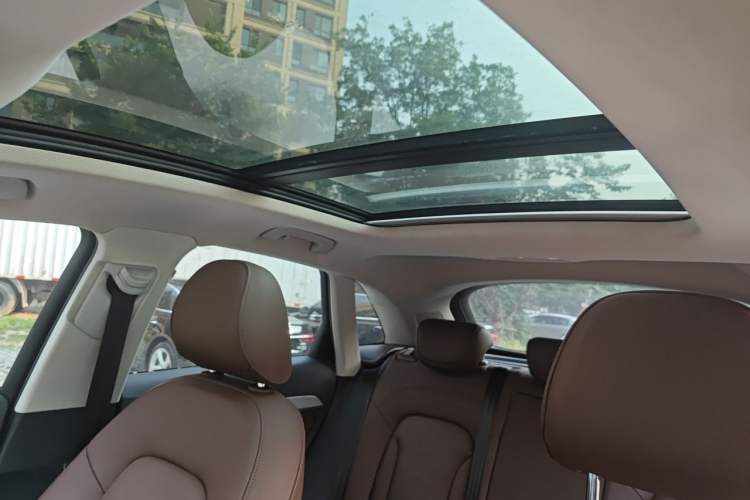 Used Audi Q3 2013 35 TFSI quattro Technology Edition Headliner