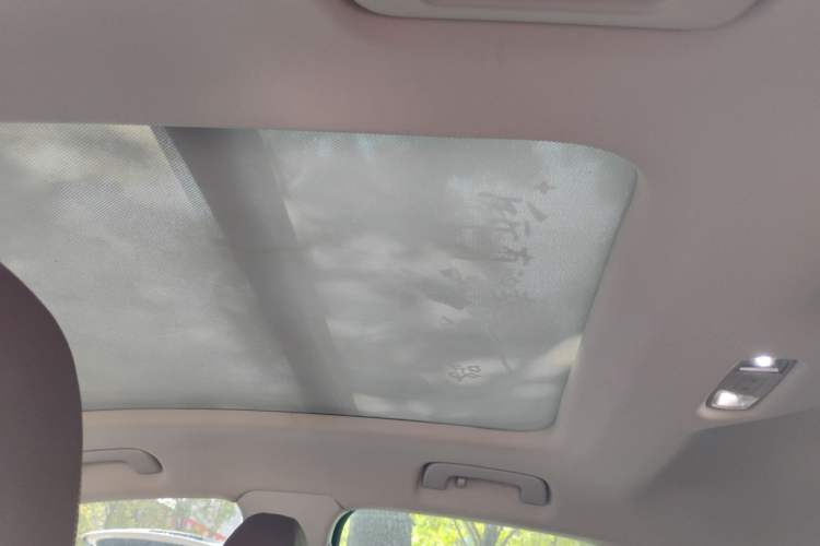 Used Audi Q3 2013 35 TFSI Comfort Model Headliner