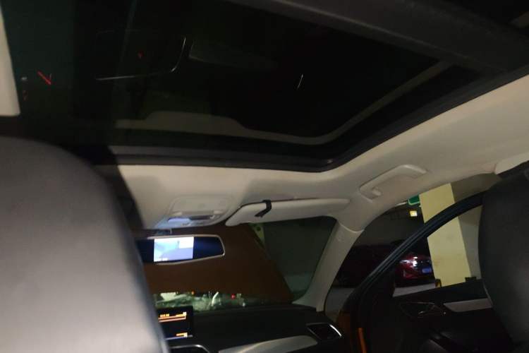 Used Audi Q3 2013 35 TFSI quattro Technology Edition Headliner
