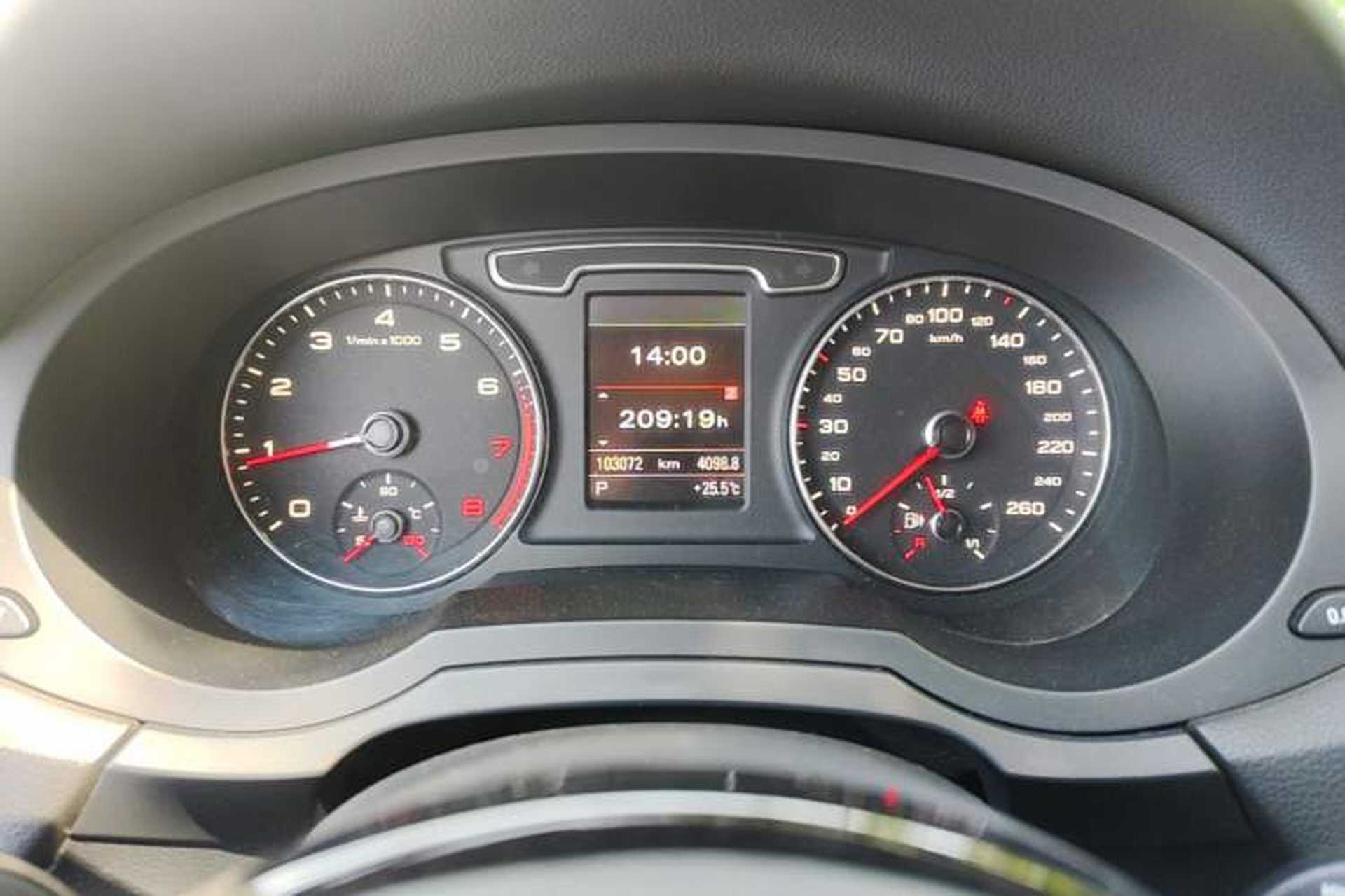 Used Audi Q3 2013 35 TFSI quattro Technology Edition Instrument Cluster