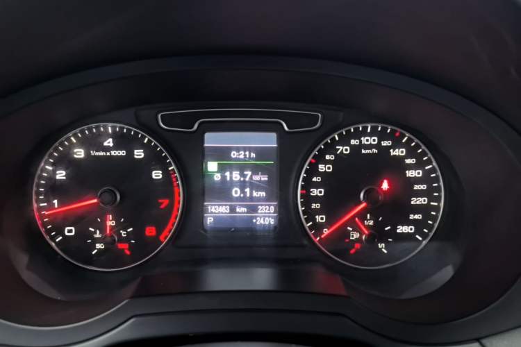 Used Audi Q3 2013 35 TFSI quattro Technology Edition Instrument Cluster