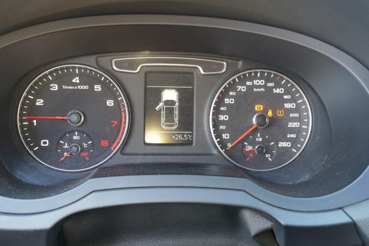 Used Audi Q3 2013 35 TFSI Comfort Model Instrument Cluster