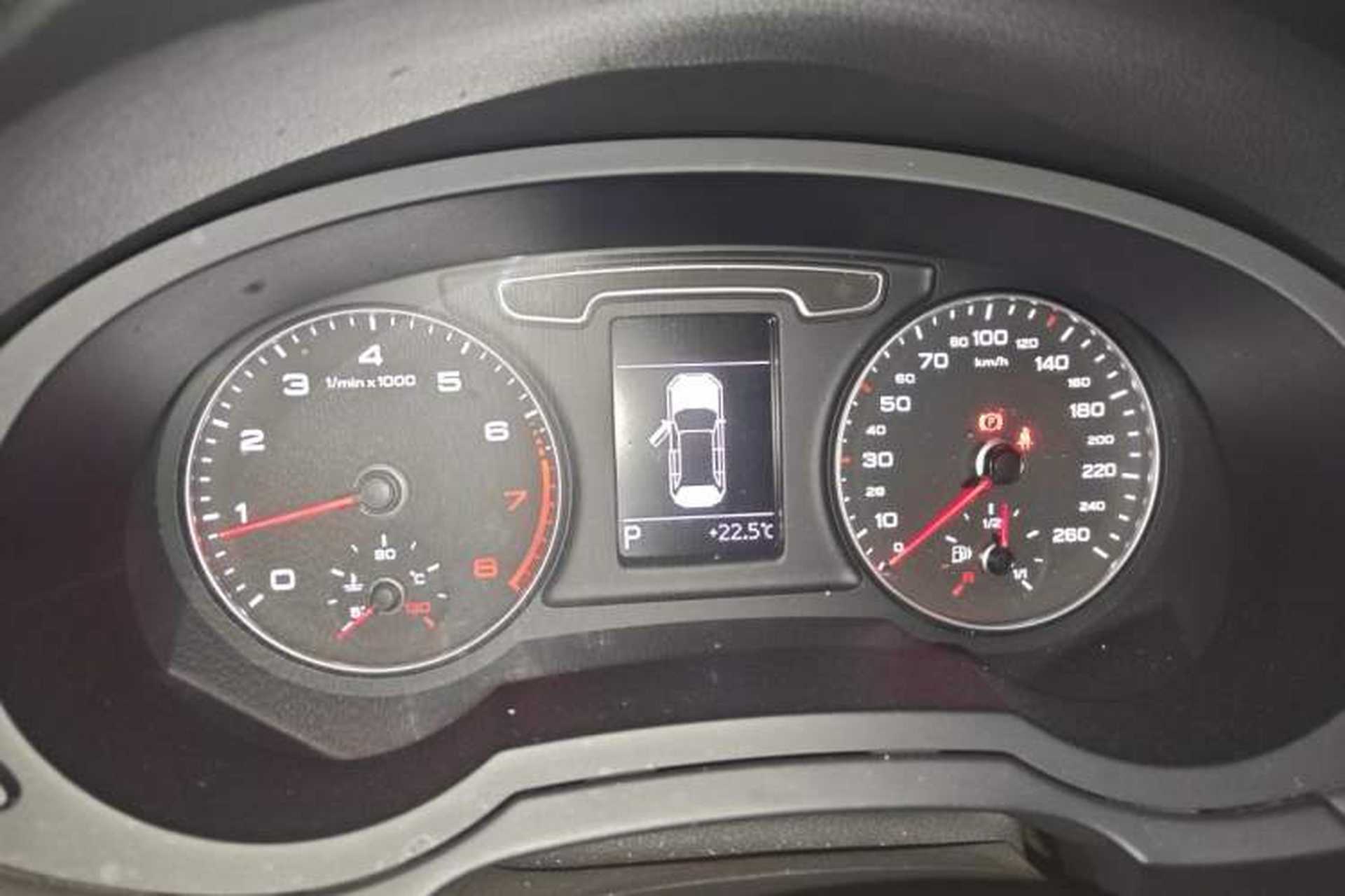Used Audi Q3 2013 35 TFSI Comfort Model Instrument Cluster