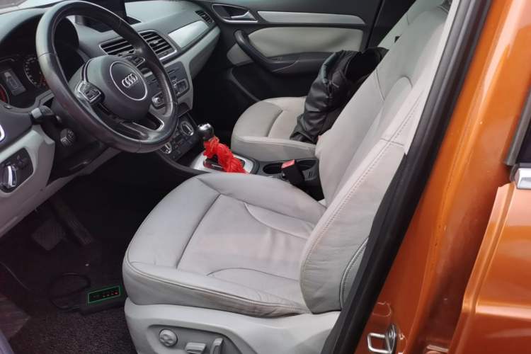 Used Audi Q3 2013 35 TFSI Comfort Model Left Front Seat