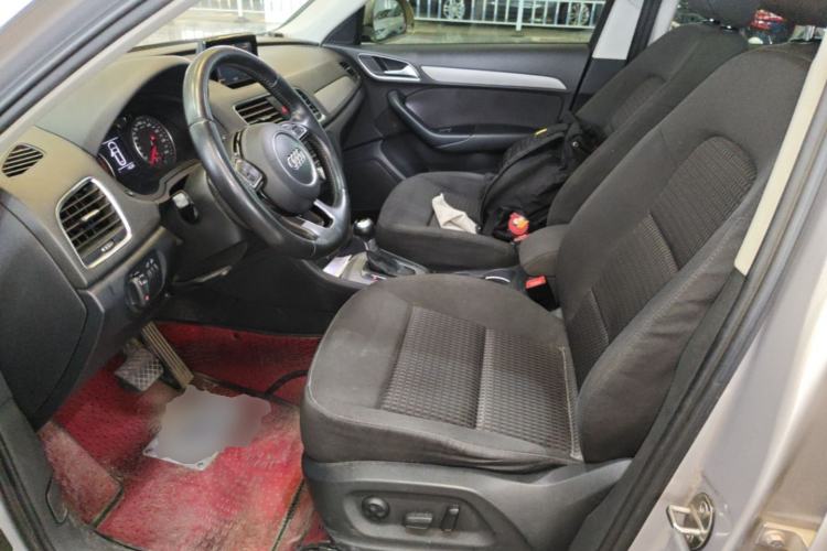 Used Audi Q3 2013 35 TFSI Ambition Edition Left Front Seat