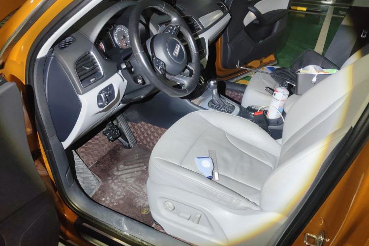 Used Audi Q3 2013 35 TFSI Comfort Model Left Front Seat