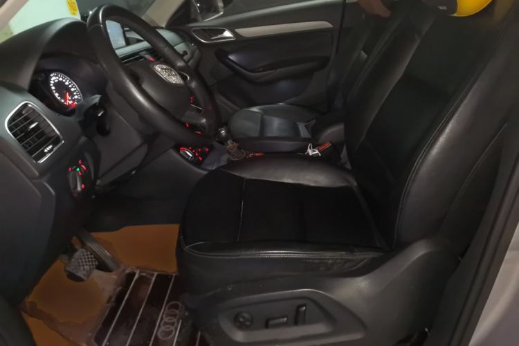 Used Audi Q3 2013 35 TFSI Ambition Edition Left Front Seat