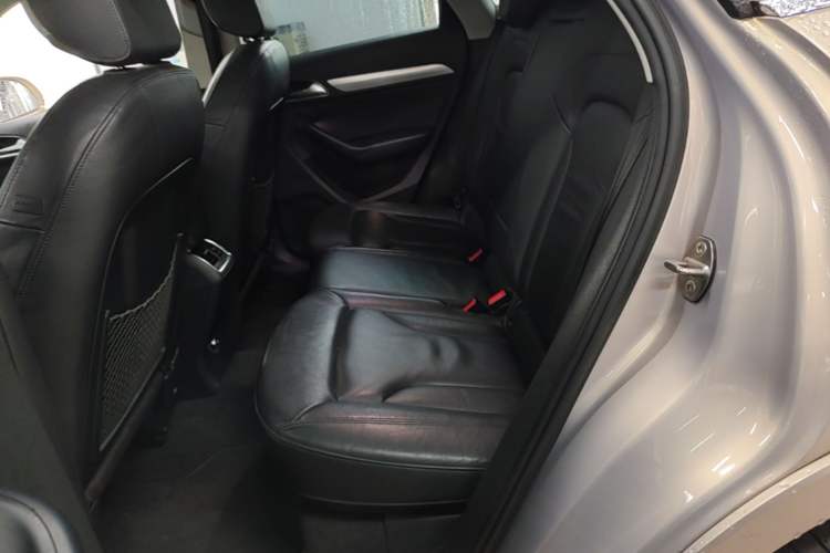 Used Audi Q3 2013 35 TFSI Comfort Model Left Rear Seat