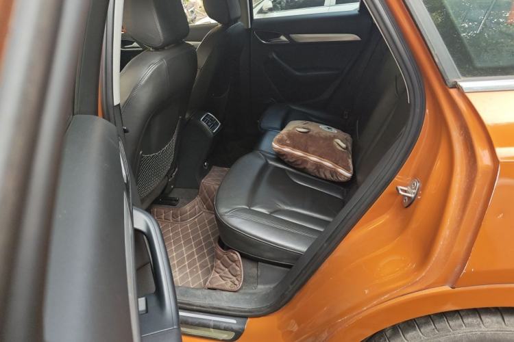 Used Audi Q3 2013 35 TFSI quattro Luxury Model Left Rear Seat
