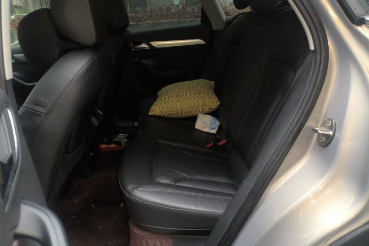 Used Audi Q3 2013 35 TFSI Comfort Model Left Rear Seat